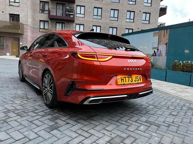 Used Kia ProCeed GT-Line S 2024 Orange Estate