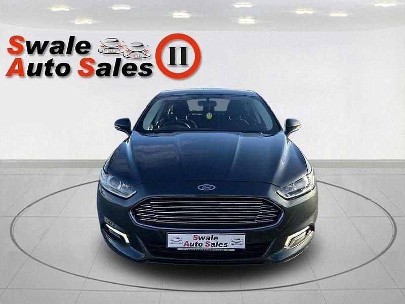 Used Ford Mondeo Zetec 120 HP (88 kW) 2016 Green Hatchback