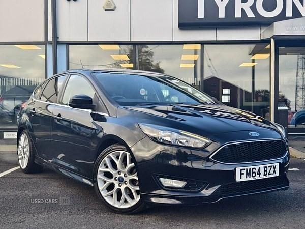 Black Used 2015 Ford Focus Titanium Estate | £6,450 (Good price) - Image 1/4