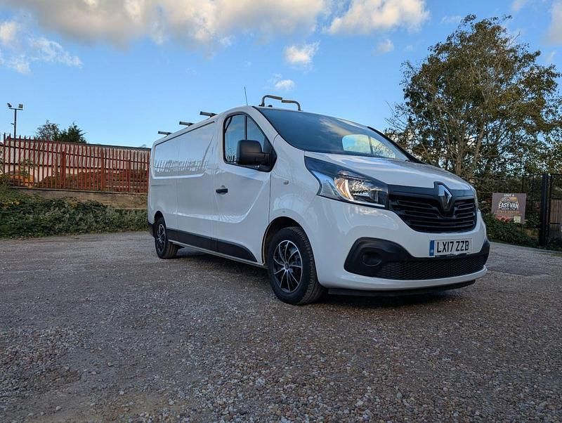 White Used 2017 Renault Trafic Business Van | £7,695 (Good price) - Image 1/4