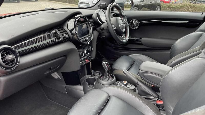 Used Mini Cooper S Hatch 189 HP (139 kW) 2020 Orange Hatchback