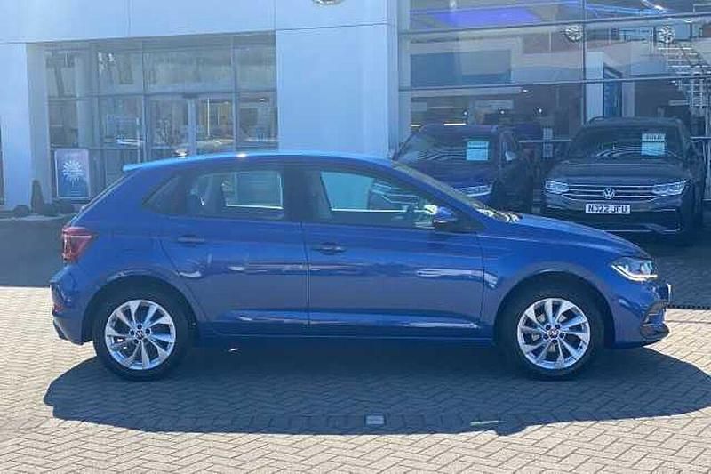 Begagnad VW Polo 95 HK (69 kW) 2023 Halvkombi