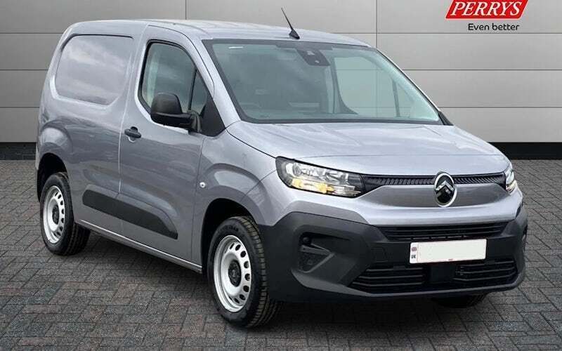 New 2025 Citroën Berlingo MPV | £21,354 (Expensive) - Image 1/4