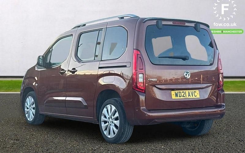 Used Vauxhall Combo Elite 131 HP (96 kW) 2021 Brown Estate