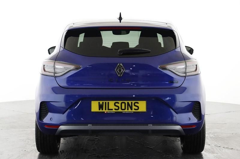 New Renault Clio V Iconic Esprit Alpine 2026 Hatchback