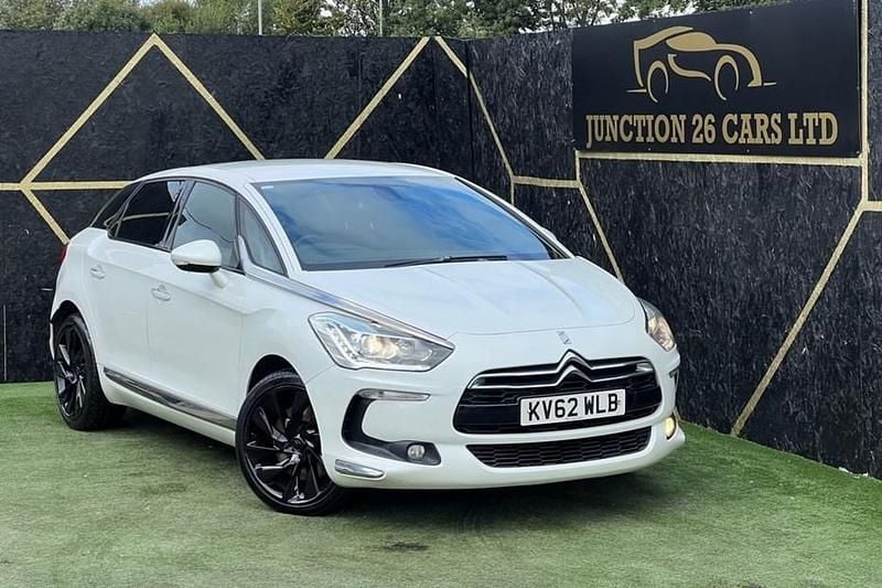 White Used 2012 Citroën DS5 Hatchback | £3,495 (Fair price) - Image 1/1