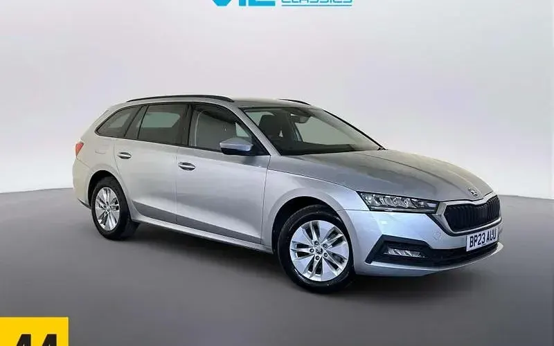 Used Skoda Octavia SE Technology 110 HP (80 kW) 2023 Estate