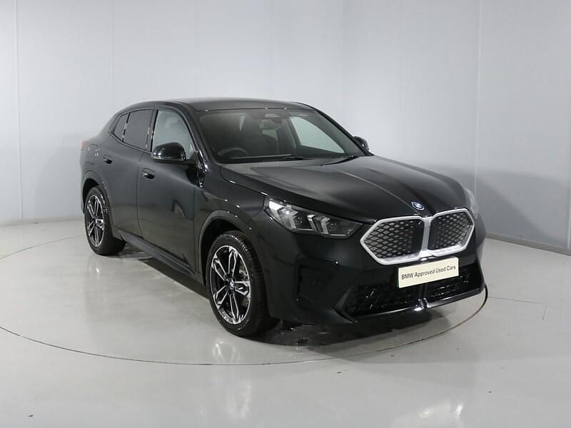 Used BMW iX2 M Sport 147 kW (201 HP) 2025 Black SUV