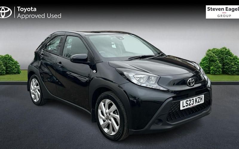 Used Toyota Aygo X PURE 72 HP (52 kW) 2025 SUV