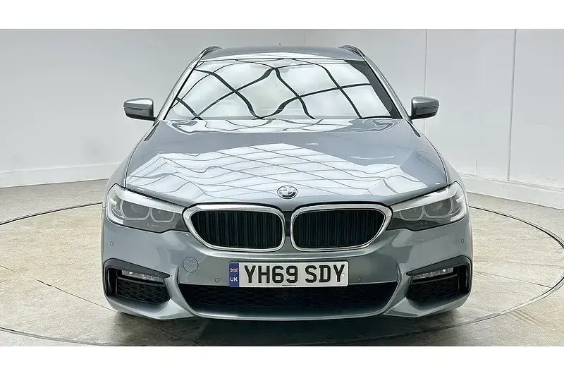 Używany BMW 520 M Sport 2019 Niebieski Kombi