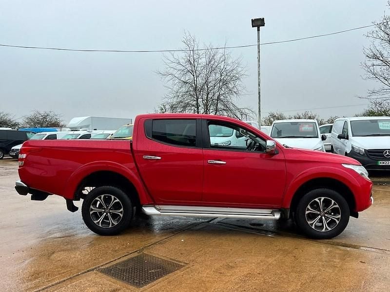 Used Fiat Fullback 180 HP (132 kW) 2018 Red Pickup