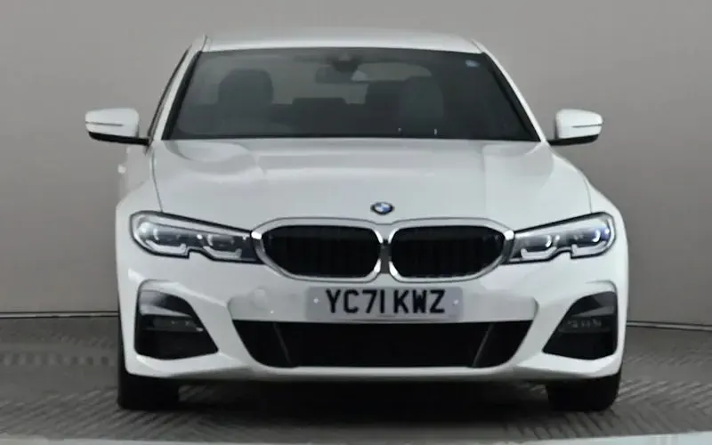 Used BMW 318 M Sport 156 HP (114 kW) 2021 White Sedan