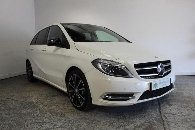 White Used 2014 Mercedes B200 MPV | £8,495 (Fair price) - Image 1/1
