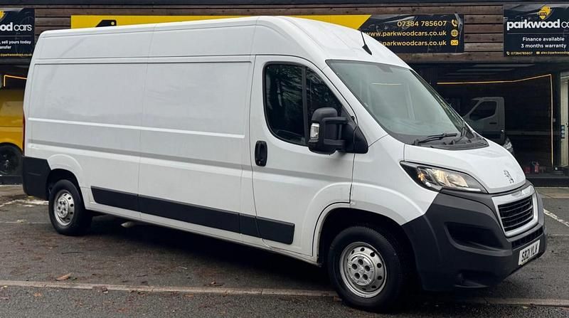 White Used 2021 Peugeot Boxer Van | £9,995 (Super price) - Image 1/4