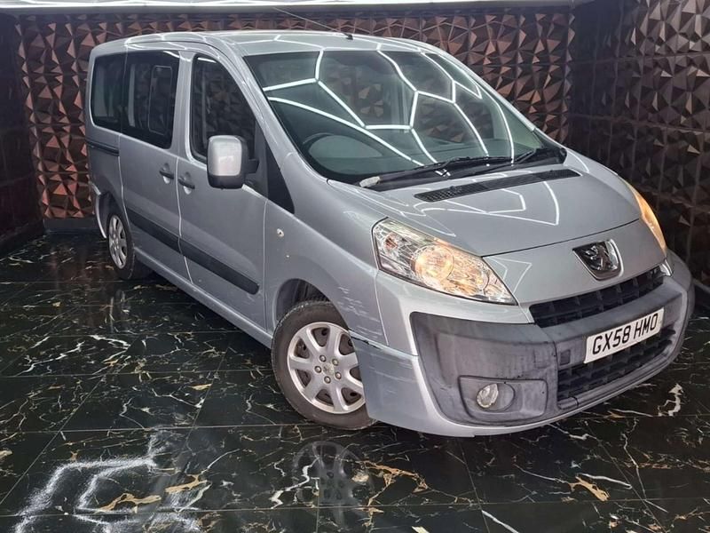 Used Peugeot TePee 2008 Silver MPV