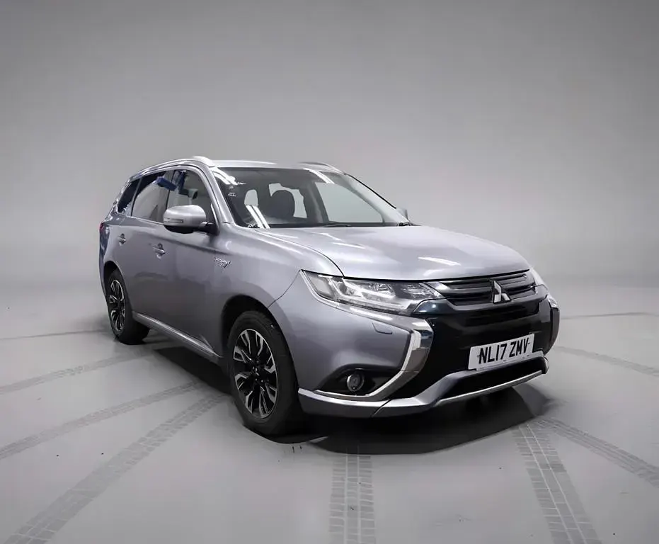 Used Mitsubishi Outlander P-HEV 2017 Grey SUV