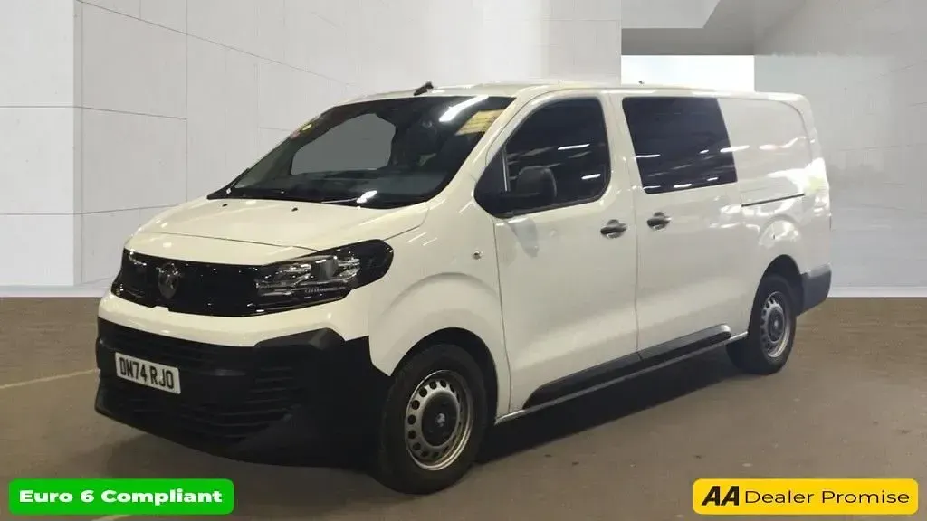 Used Vauxhall Vivaro 2024 White MPV