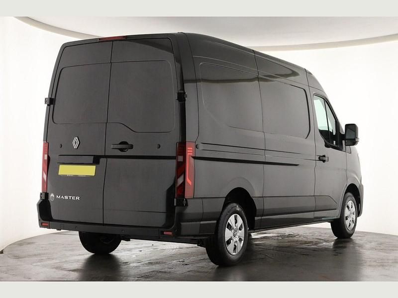Novo Renault Master 2026 Preto Monovolume