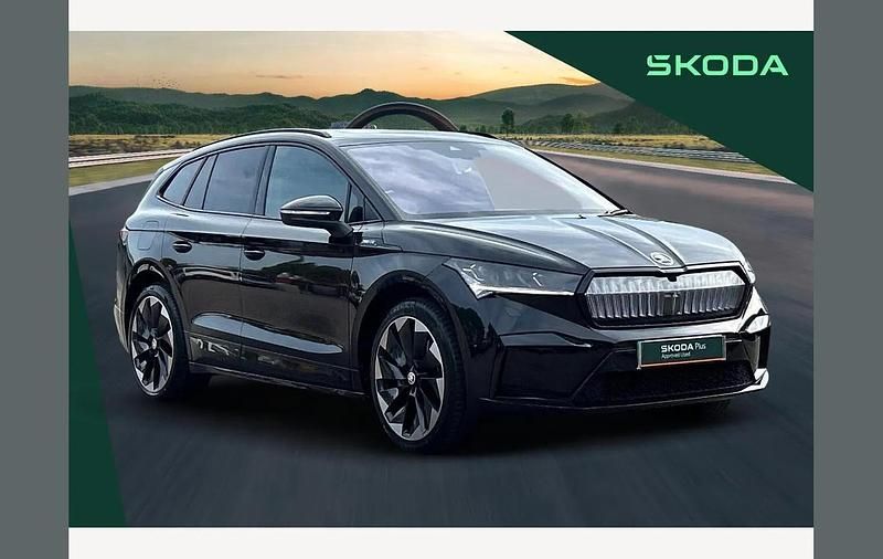 Black Used 2023 Skoda Enyaq iV SportLine SUV | £30,900 (Fair price) - Image 1/4