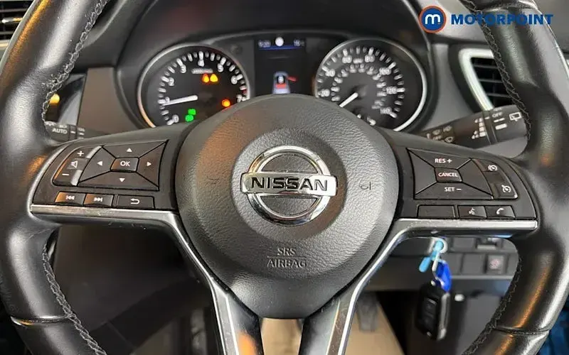 Used Nissan Qashqai Acenta Premium 140 HP (102 kW) 2020 Blue SUV