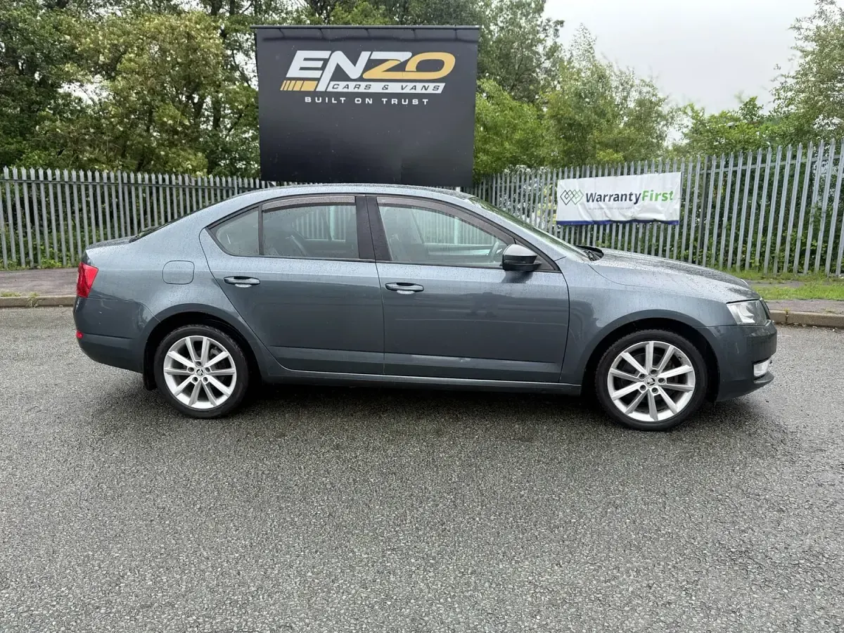 Used Skoda Octavia Elegance 150 HP (110 kW) 2014 Grey Estate