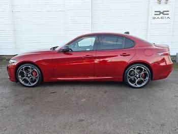 Used Alfa Romeo Giulia Sprint 280 HP (205 kW) 2024 Red Sedan