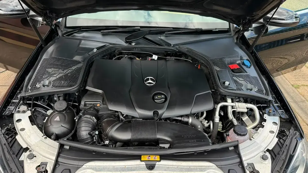 Used Mercedes C220 SE 170 HP (125 kW) 2017 Black Sedan