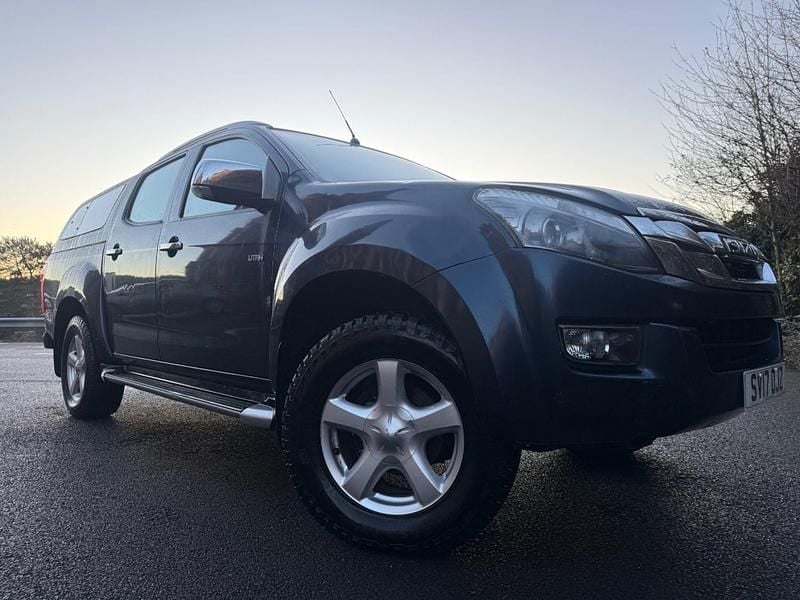 Blue Used 2017 Isuzu D-Max Pickup | £12,995 (Fair price) - Image 1/4