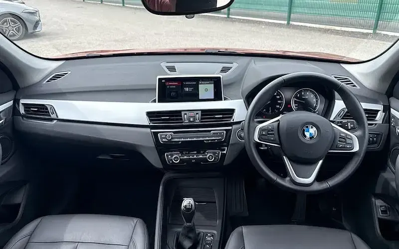 Used BMW X1 Comfort Edition 140 HP (102 kW) 2020 Orange SUV