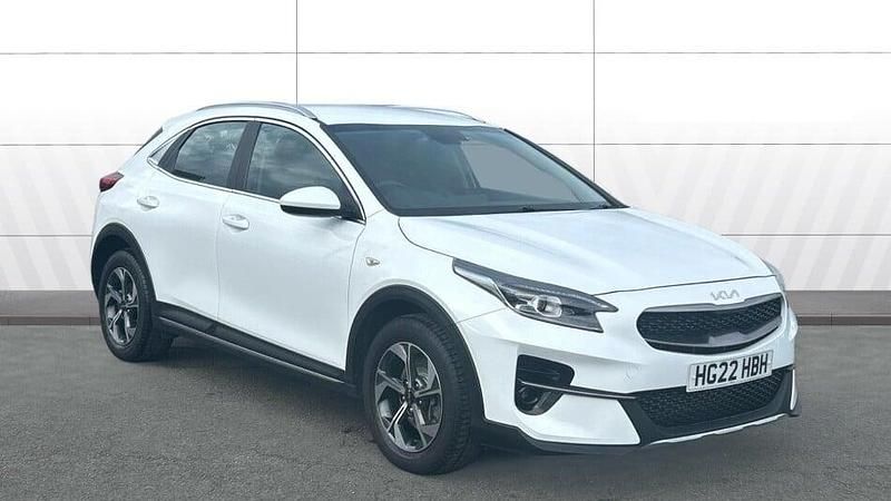 Used Kia XCeed 118 HP (86 kW) 2022 White SUV