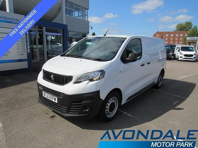 White Used 2023 Peugeot Expert Premium Van | £13,390 (Fair price) - Image 1/2