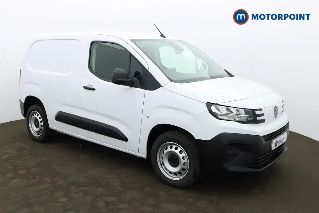 Ny Peugeot Partner 2025 Vit Minibuss