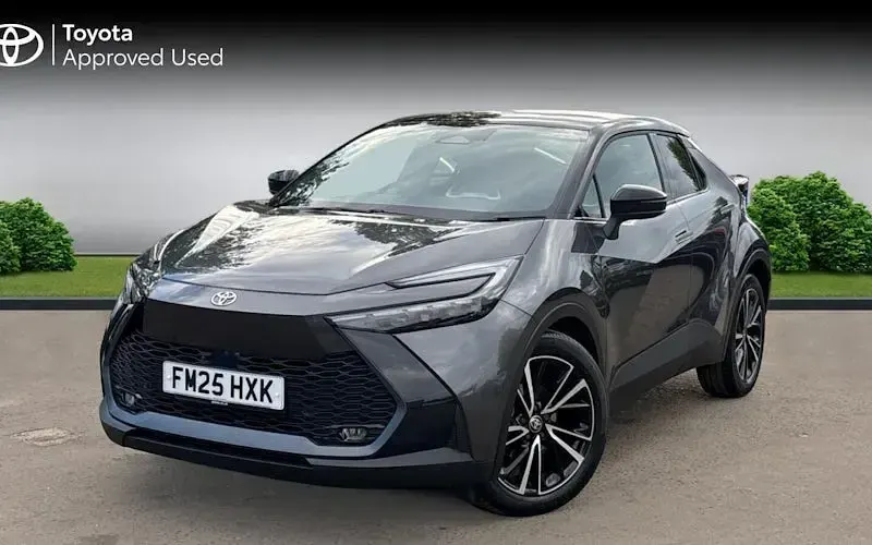 Gebraucht Toyota C-HR 140 PS (102 kW) 2025 Grau SUV