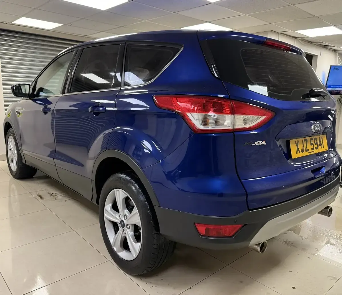Używany Ford Kuga Zetec 2015 Niebieski SUV