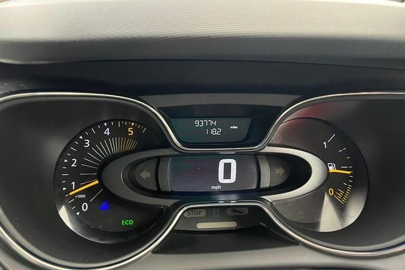 Grey Used 2014 Renault Captur Dynamique SUV | £3,250 (Good price) - Image 1/1