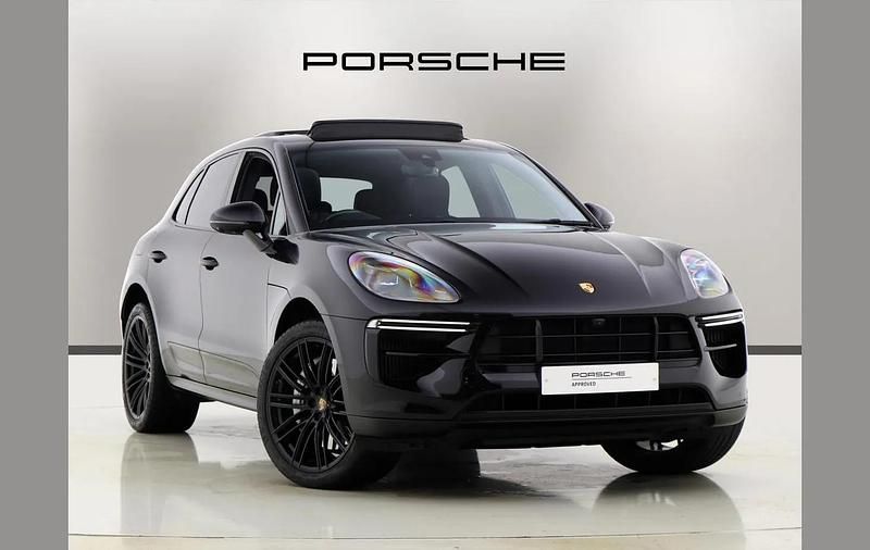 Used Porsche Macan Turbo 434 HP (319 kW) 2019 Black SUV