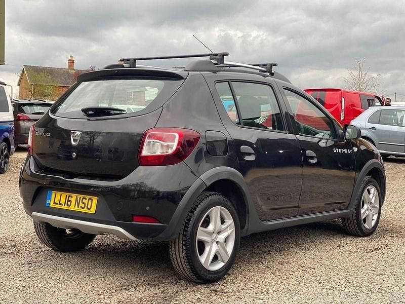 Used Dacia Sandero Lauréate 2016 Black Hatchback