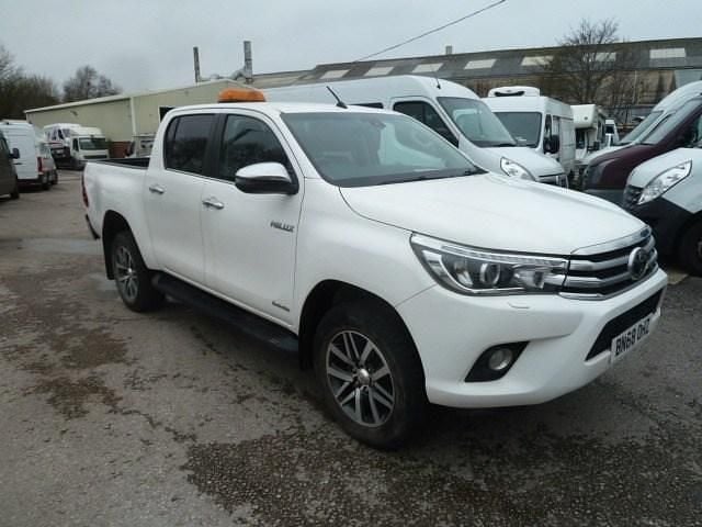 Used Toyota HiLux 2018 White Pickup