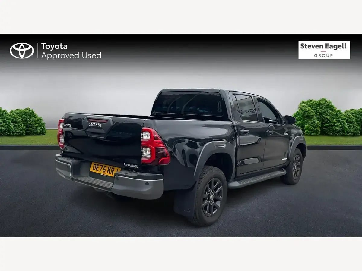 New Toyota HiLux 201 HP (147 kW) 2025 Black Pickup