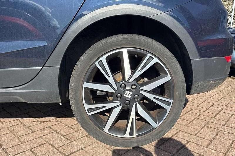 Used Seat Arona FR 108 HP (79 kW) 2023 Blue SUV