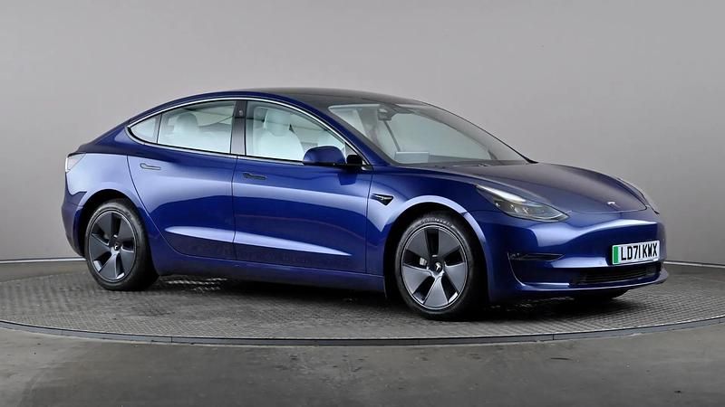 Blue Used 2021 Tesla Model 3 Long Range AWD Sedan | £21,098 (A bit pricey) - Image 1/3