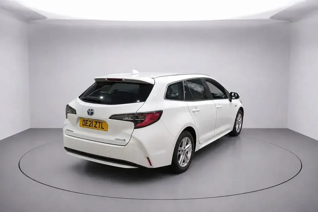 Used Toyota Corolla 122 HP (89 kW) 2021 Estate