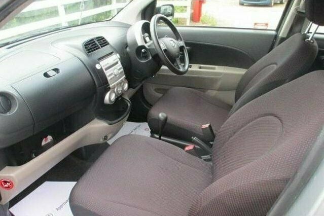 Used Daihatsu Sirion 68 HP (50 kW) 2005 Hatchback