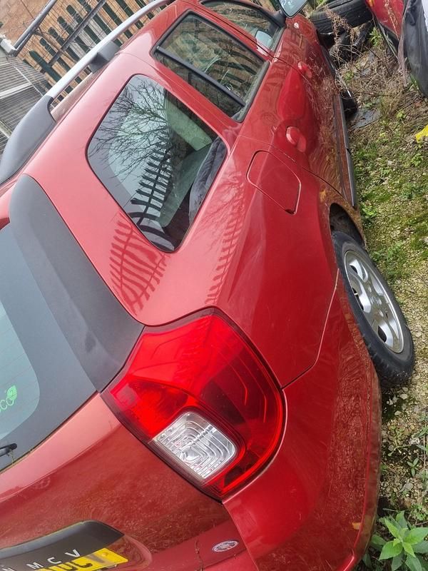 Second-hand Dacia Logan MCV Lauréate 2013 Roșu Break