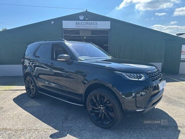 Black Used 2017 Land Rover Discovery 5 First Edition SUV | £28,995 - Image 1/4