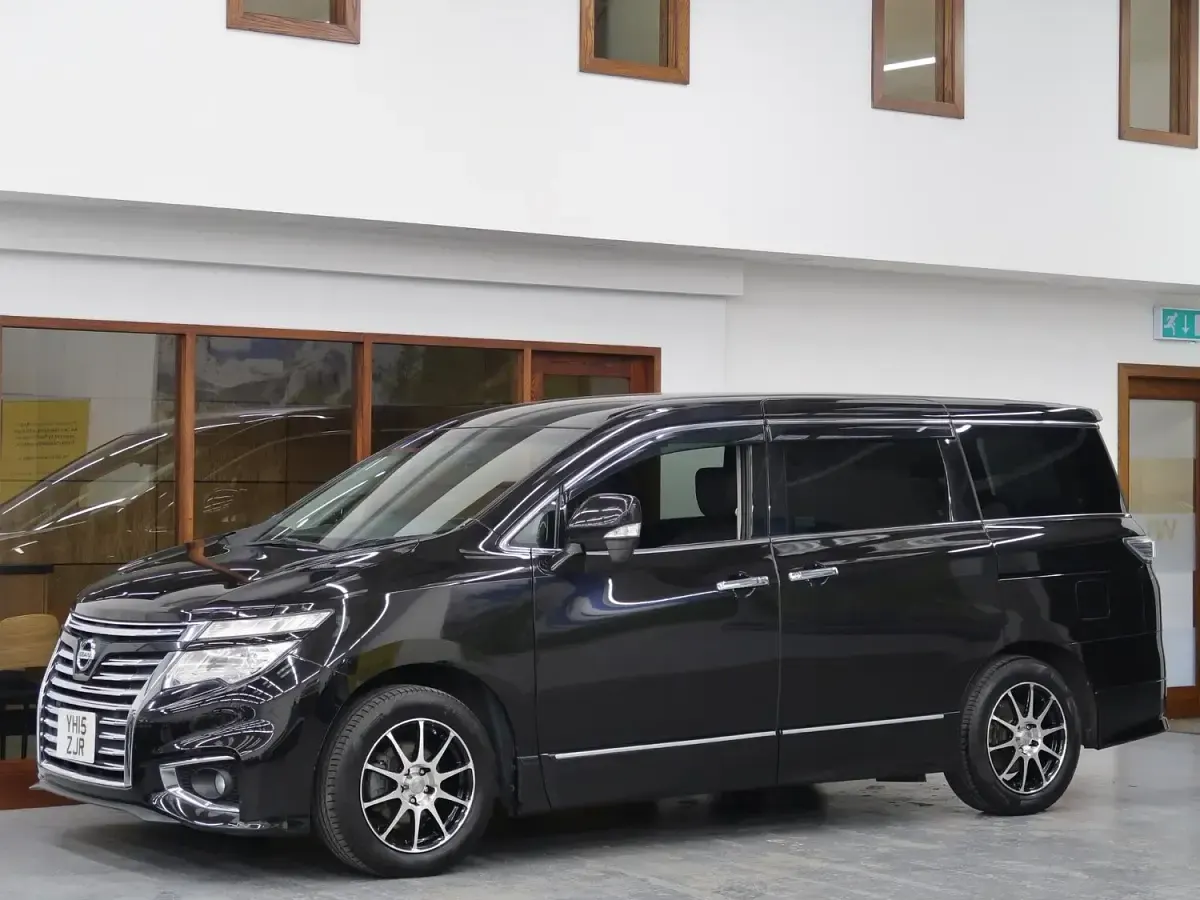 Used Nissan Elgrand 2015 Black MPV
