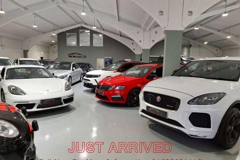 Black Used 2015 Skoda Superb Elegance Estate | £4,960 - Image 1/1