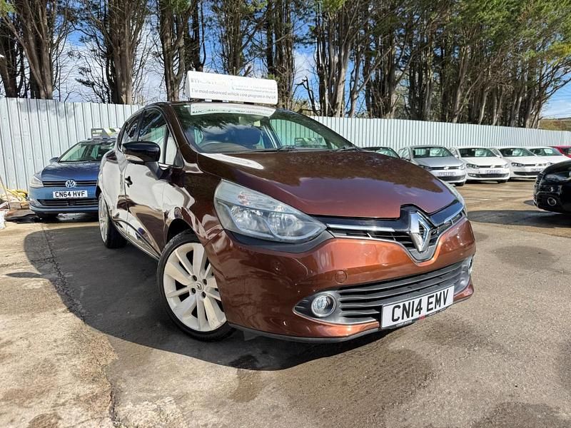 Brown Used 2025 Renault Clio V GT-Line Hatchback | £7,995 - Image 1/4