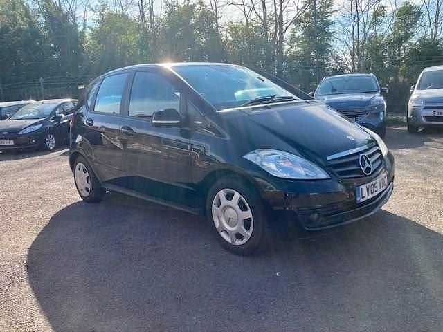 Black Used 2009 Mercedes A150 Classic Hatchback | £1,500 (Good price) - Image 1/4