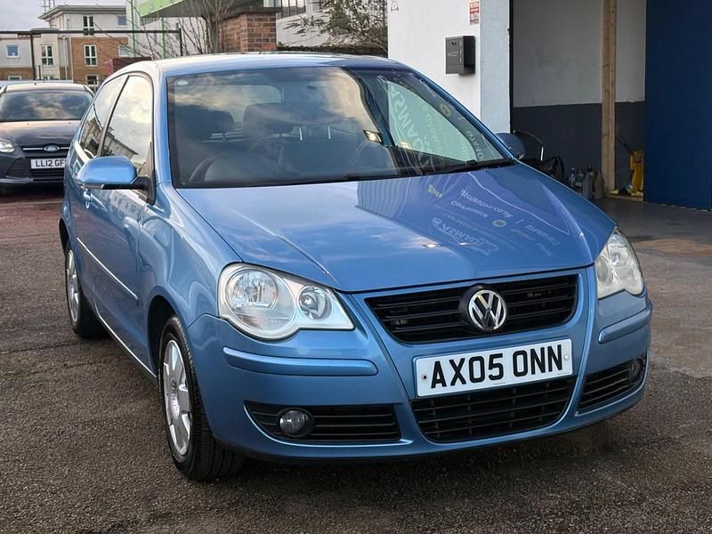 Used VW Polo S 75 HP (55 kW) 2005 Blue Hatchback